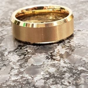 Tungsten 8.3 mm Beveled Mens Wedding Band with Gol